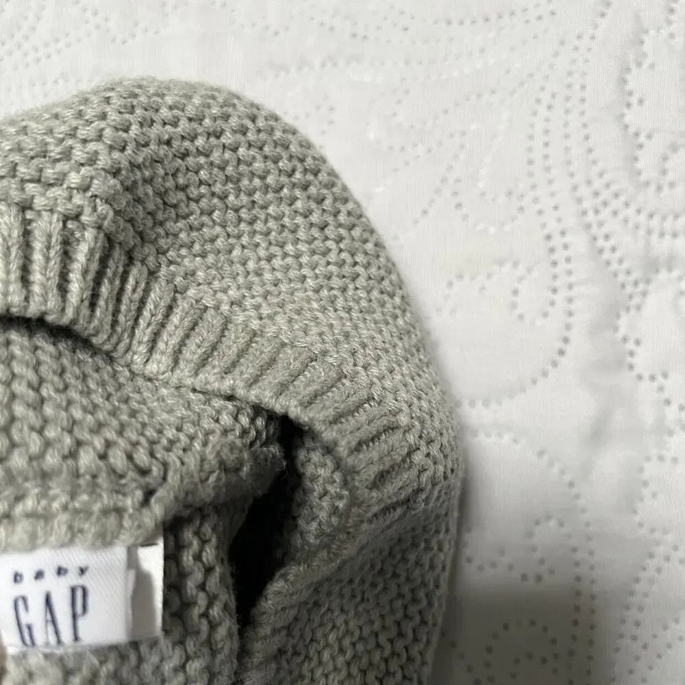 Baby Gap Knit Beanie Ear Hat 6-12 Months